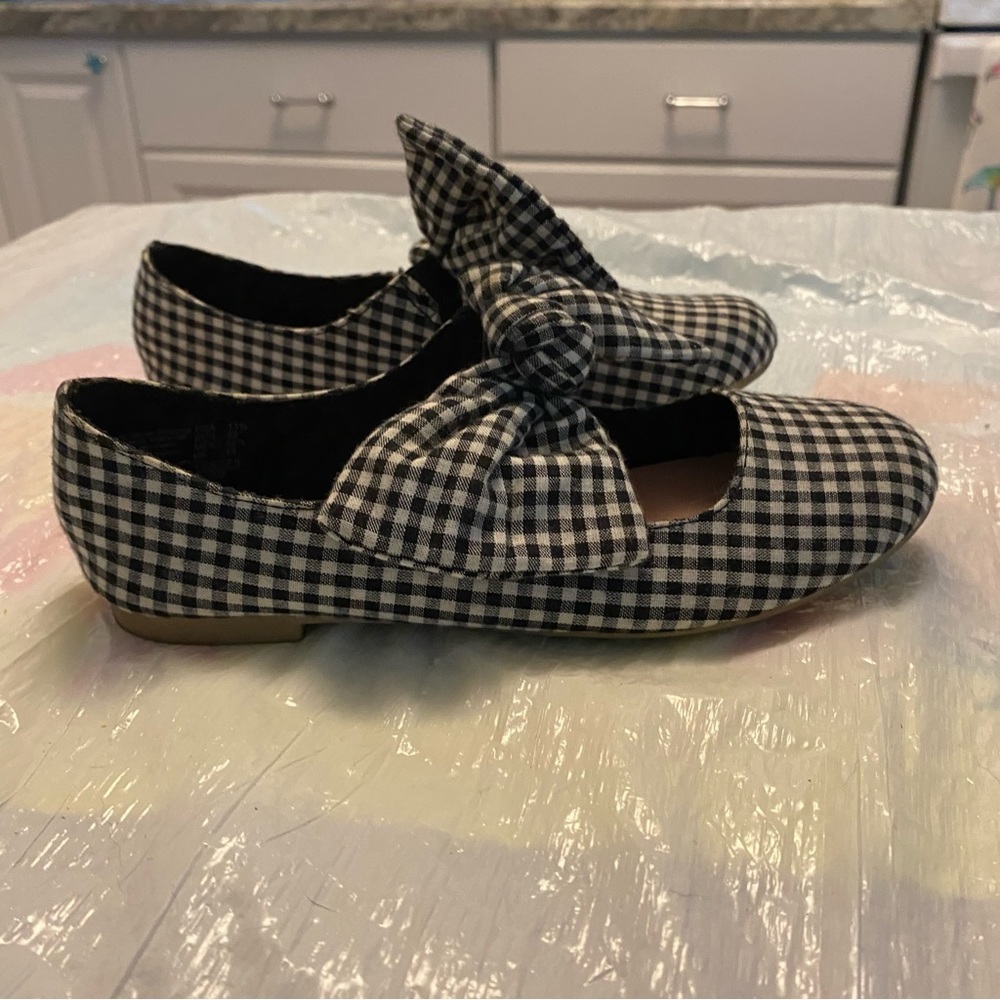 Minnie Mouse flats Bows black white checkered. SZ 13.5 Gently worn. - Picture 13 of 15
